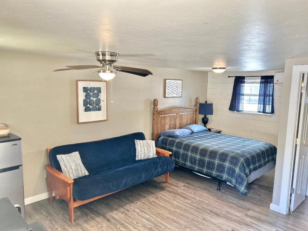 Near Texoma Quad-plex - 28 Holiday home Mead